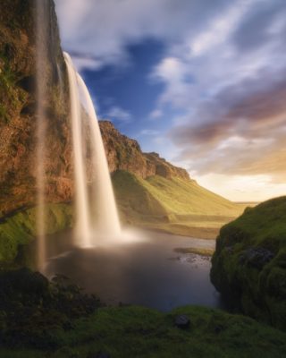 Vodopád Seljalandsfoss 2